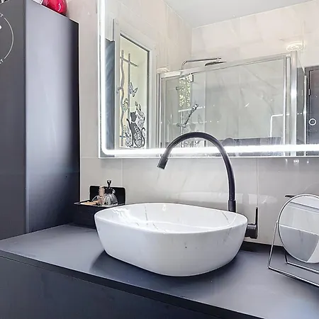 Villa Azurea, Pisicine Privée, Proche